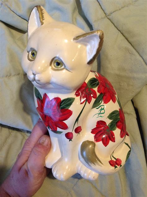 vintage ceramic cat